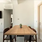 Brand New: Kefalonia Stone - Trapezaki Retreat Muszáta