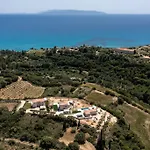 Brand New: Kefalonia Stone - Trapezaki Retreat Villa Muszáta