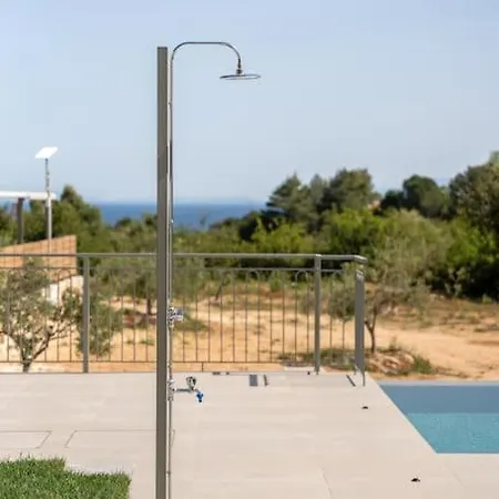 Brand New: Kefalonia Stone - Trapezaki Retreat *