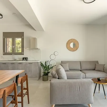 Brand New: Kefalonia Stone - Trapezaki Retreat 特拉佩扎奇