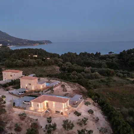 Brand New: Kefalonia Stone - Trapezaki Retreat * 特拉佩扎奇